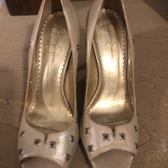 Brand New Jessica Simpson Pumps - Picture 4 of 4